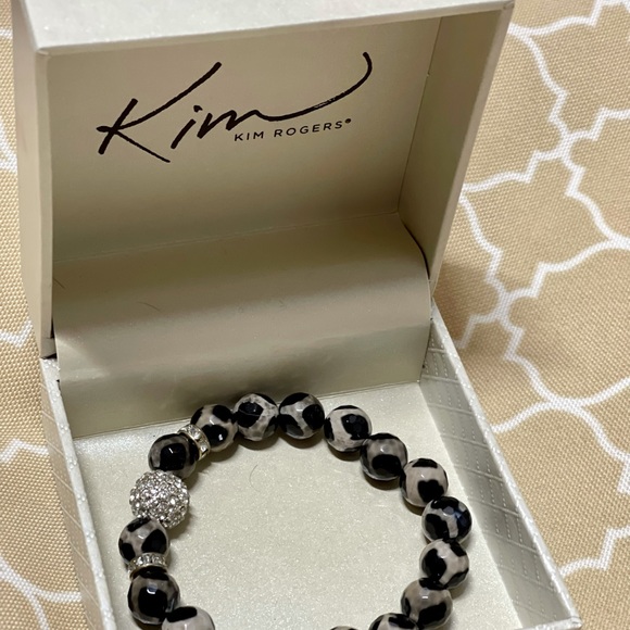 Kim Rogers Bracelet Boxed - Picture 8 of 8